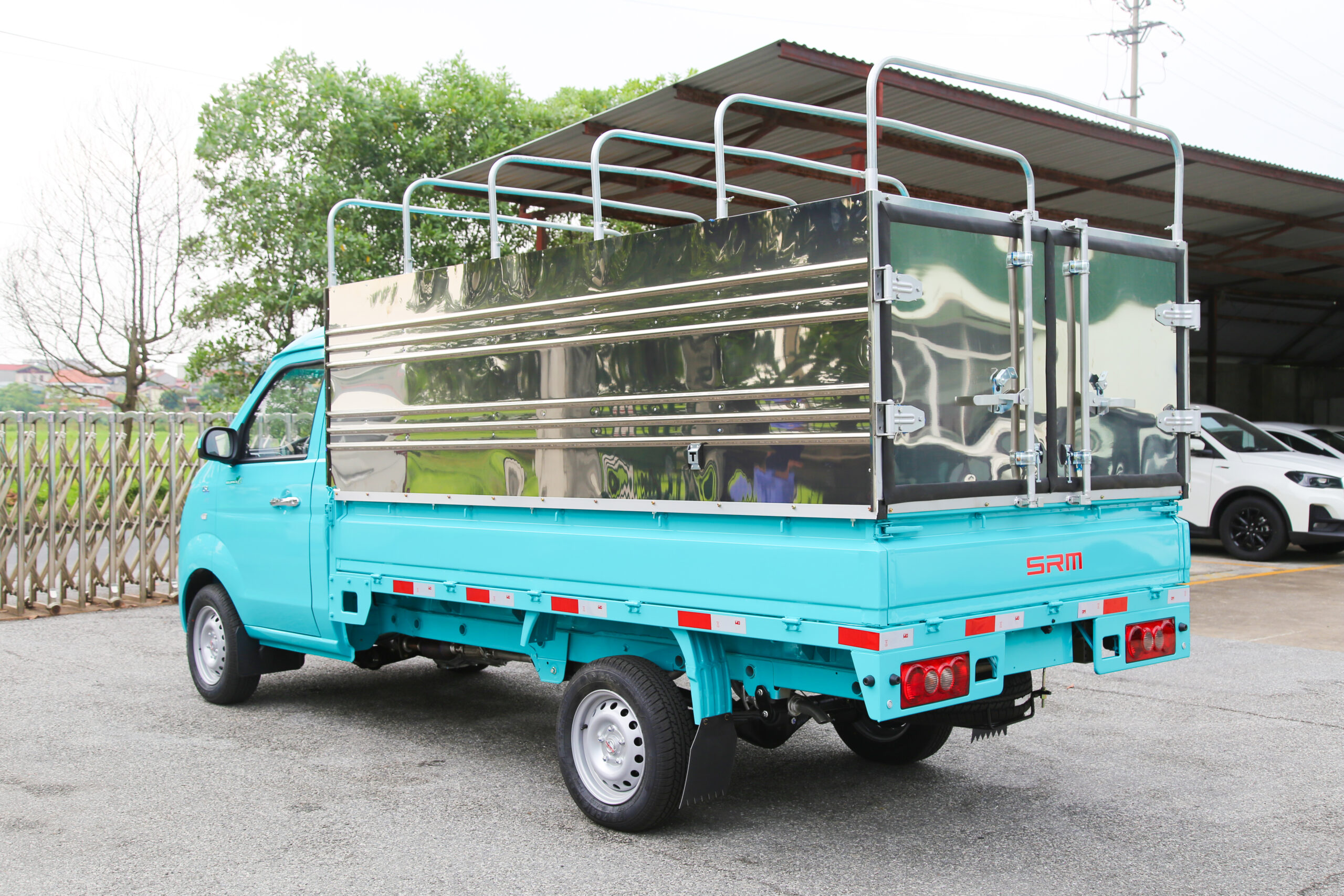 đuôi thùng srm T30